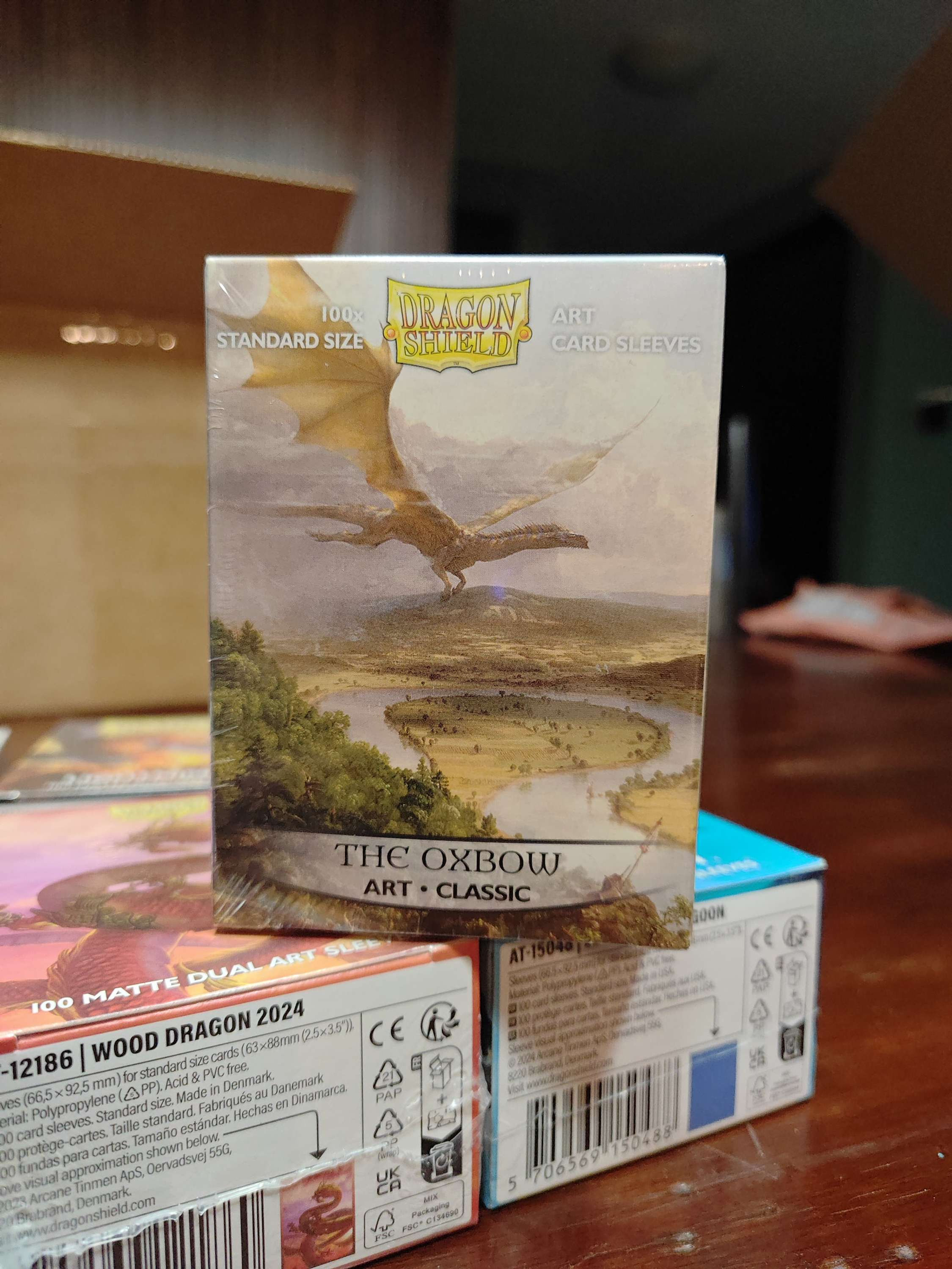 Dragon Shields: (100) Art Sleeves Classic The Oxbow