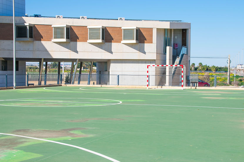 Pista deportiva. Instalaciones para campus en Albergue Las Salinas.