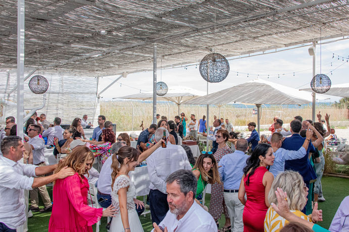 Restaurante Kinita para bodas en la playa en Murcia. Sitios para bodas Murcia.