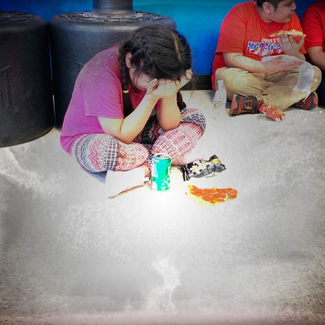 Children Left Crying in Streets After ICE Arrests Parents in Massive Mississippi Raid