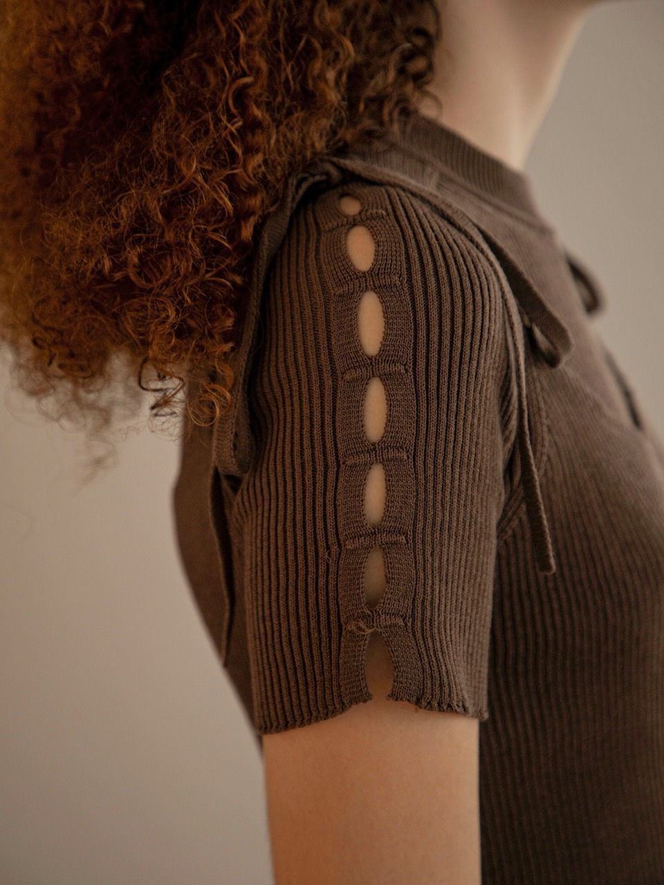 サムネイル： rib intarsia slit short-sleeved PO