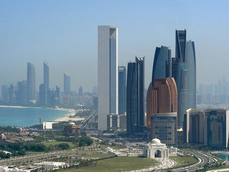 Great Reasons to Live and Work in Emirates of Dubai and United Arab Emirates