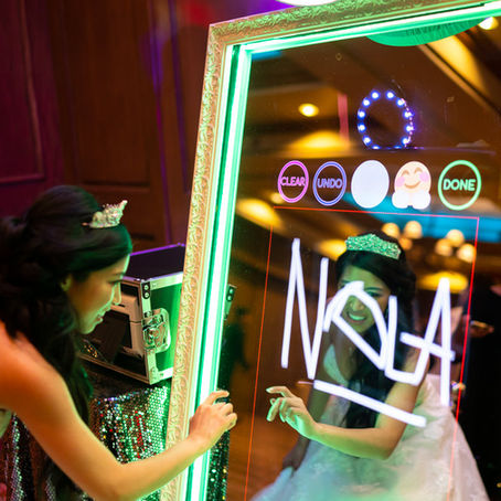 Capturando memórias, criando magia: o poder de um espelho mágico em sua próxima festa.