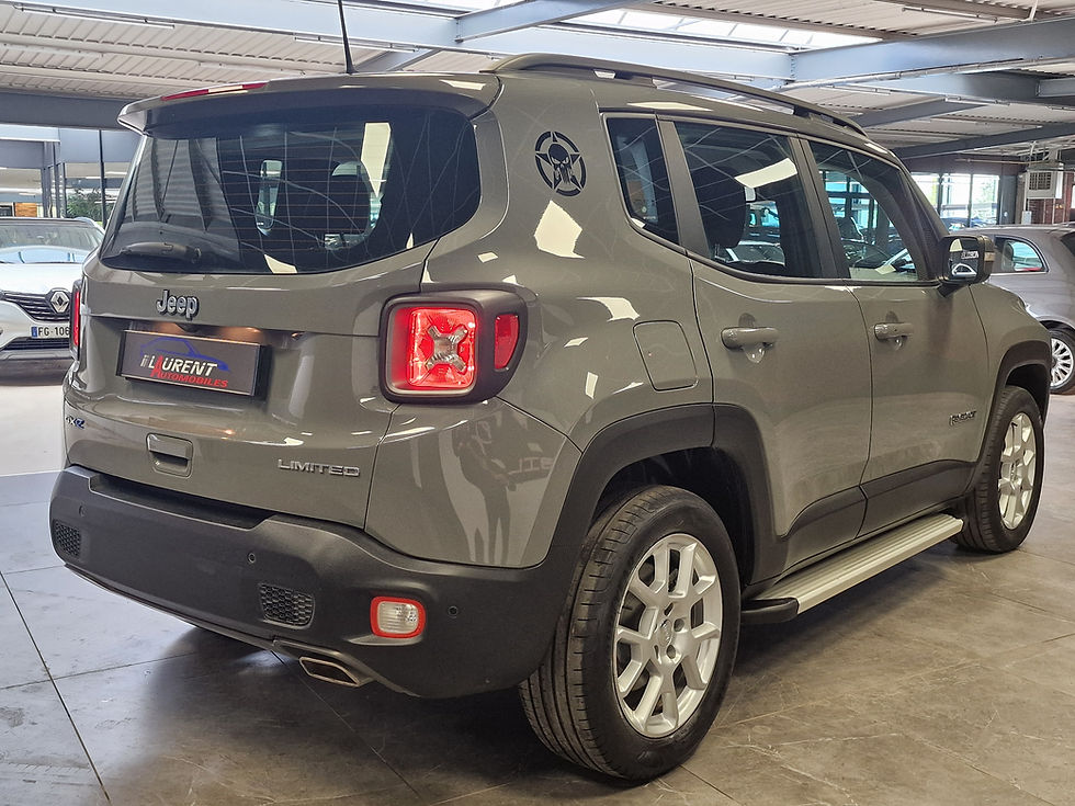 Thumbnail: JEEP RENEGADE T4 190 4XE BVA CARPLAY