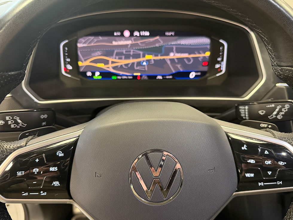 Miniature : VOLKSWAGEN TIGUAN EHYBRID 245 CV BVA CARPLAY