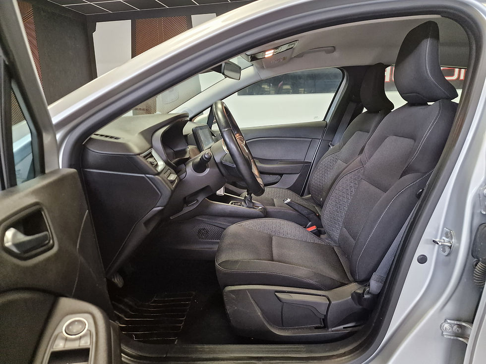 Miniature : RENAULT CLIO V 1.5 BLUE DCI 100 CV GPS / CARPLAY