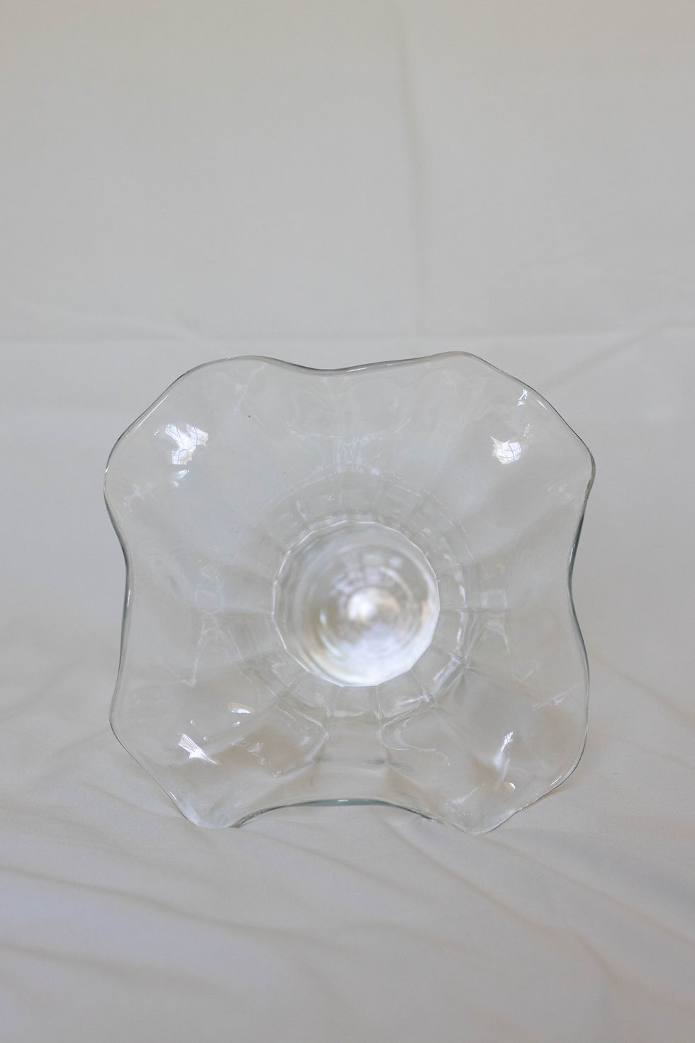 Thumbnail: Handblown tulip-style vase