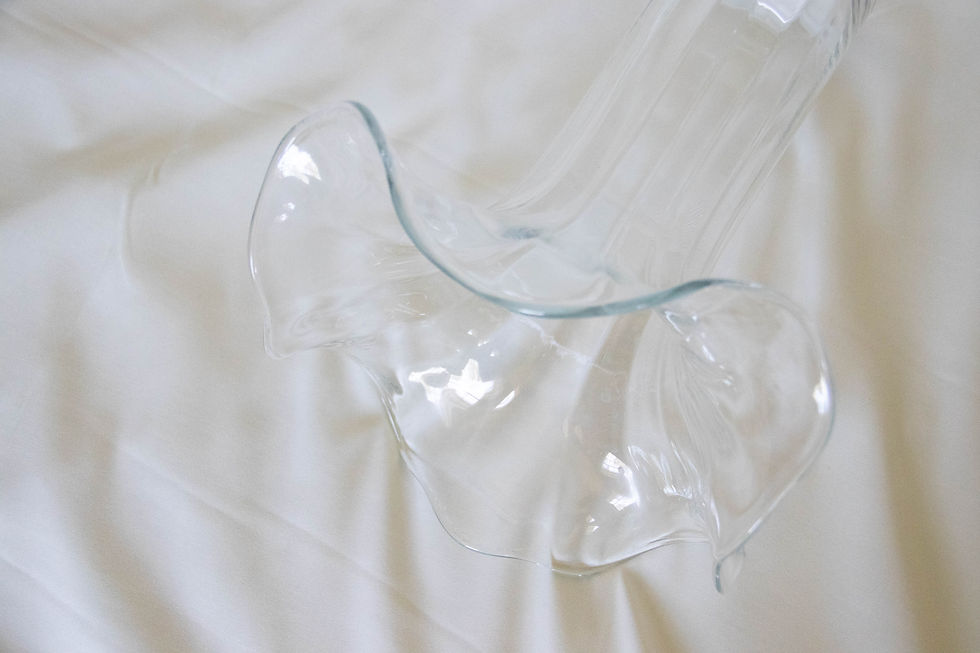 Thumbnail: Handblown tulip-style vase