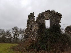 Bannachra Castle ruins