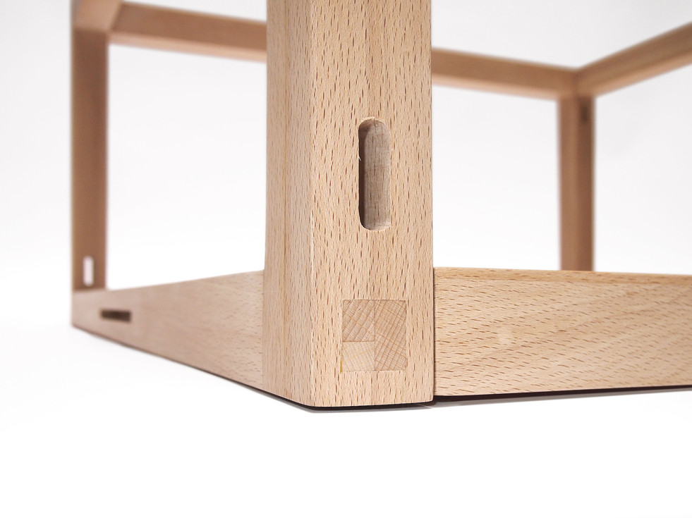 ADAPTable modular coffee and dining table