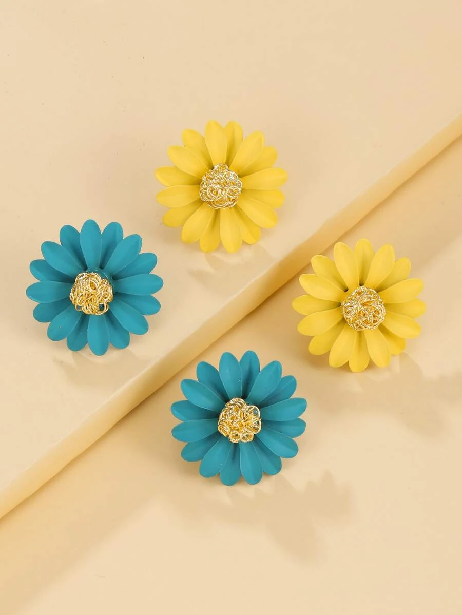 Flower Design Stud Earrings