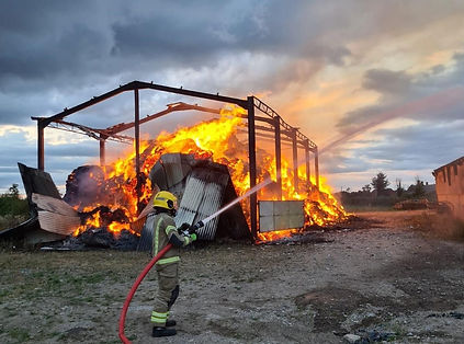 Barn fire near Luckington and Acton Turville