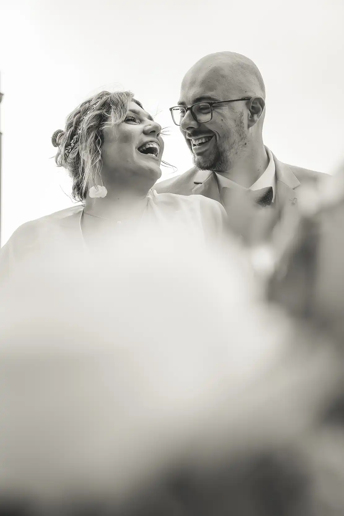 Un couple de mariés