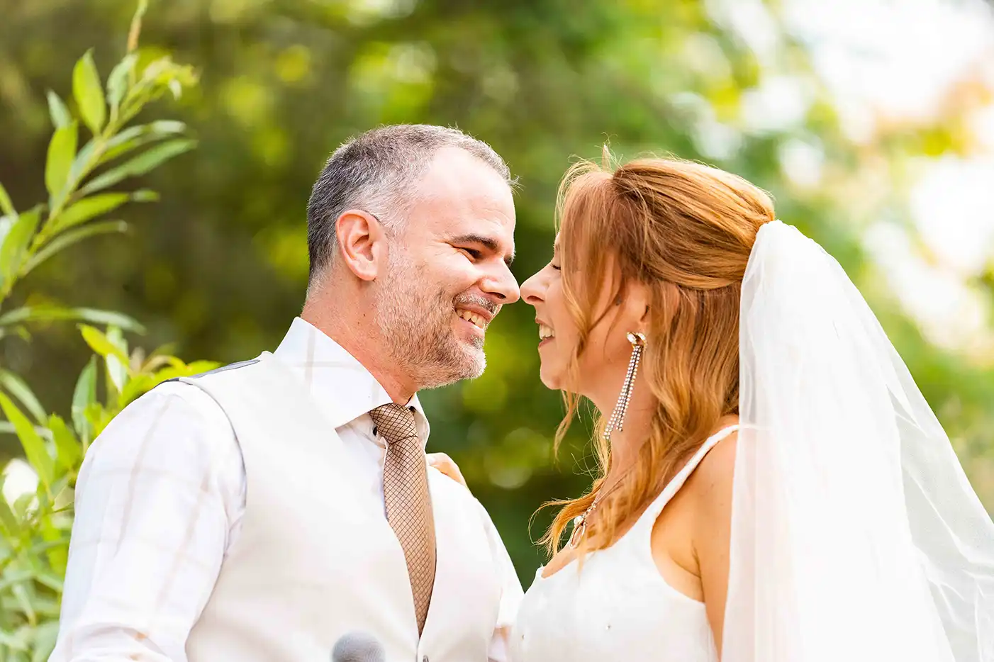 Un couple de mariés