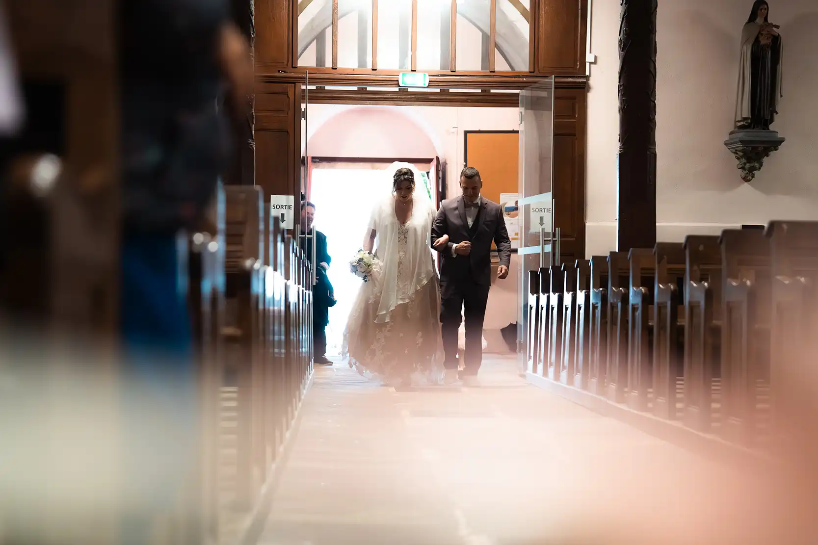 arrivée de la mariée avec son père