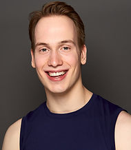 Gion Headshot_edited_edited_edited.jpg