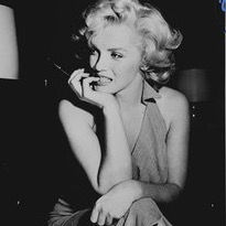 The Classic Beauty and Iconic Makeup of Marilyn Monroe