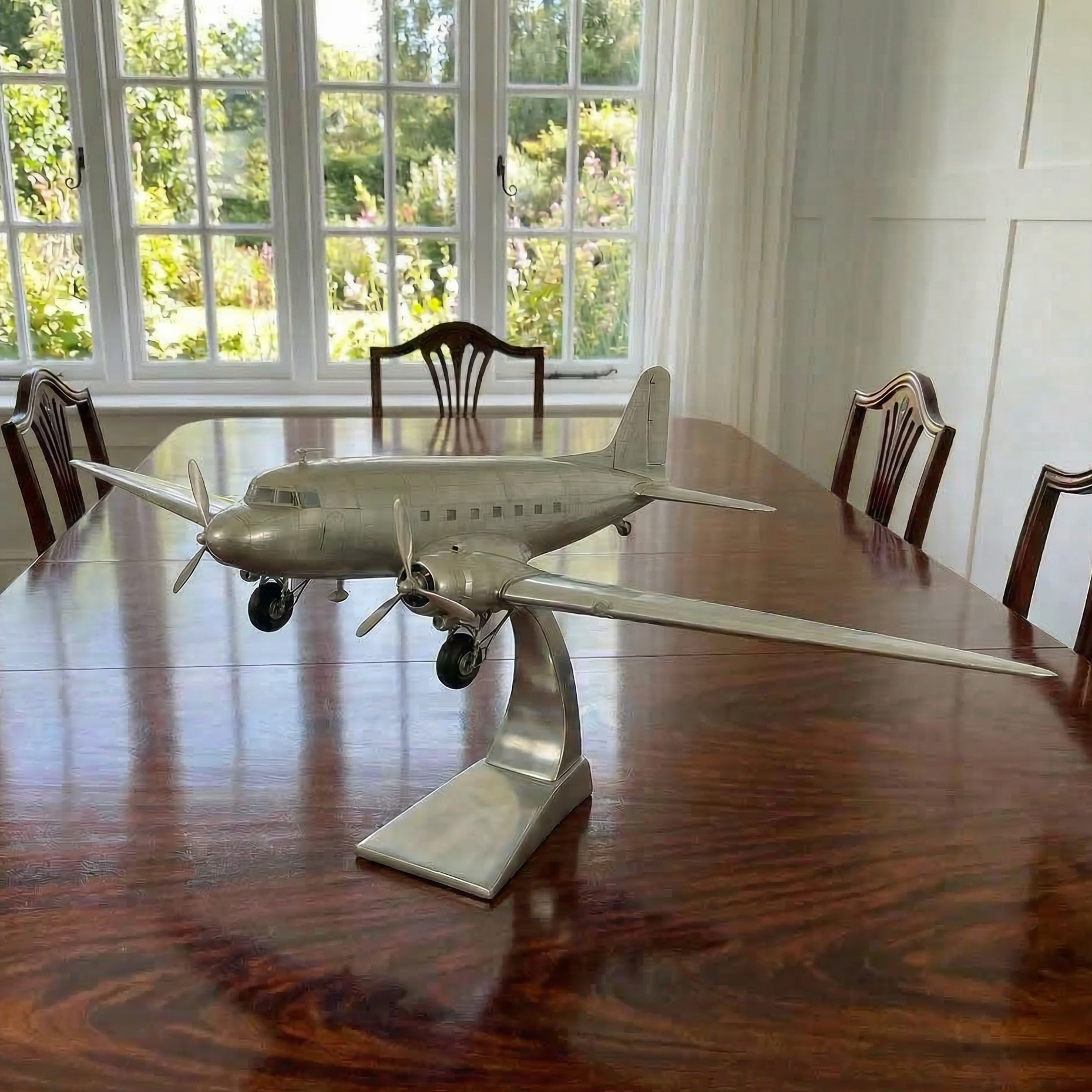 Large 1950's Model Dakota DC3 Plane