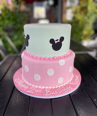 Minnie Mouse Cake
