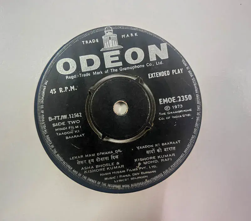 Yaadon Ki Baaraat Vinyl Record EP 45 rpm- Hindi Film Songs - Odeon EMOE 2350