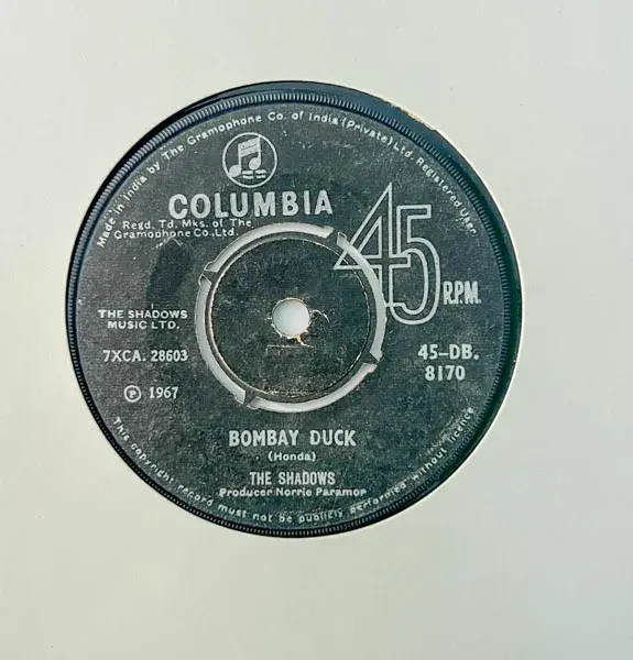 The Shadows Vinyl Record EP 45 rpm- English Songs - Columbia 45-DB 8170 - Image 1