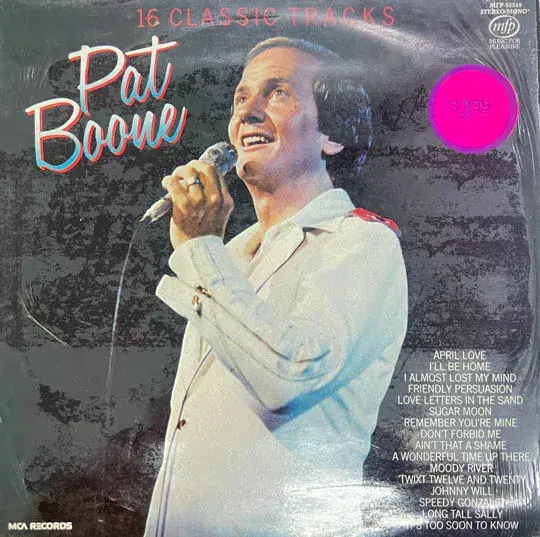 Pat Boone - 16 Classics Track Vinyl LP Record 33.3 rpm - English Songs