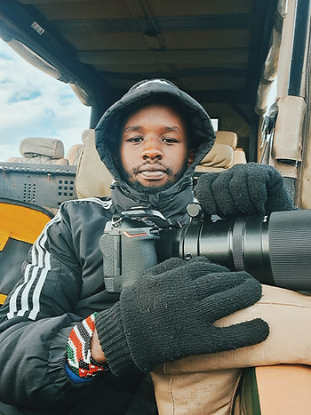 Kipchumba en tournage à Maasai Mara, Kenya
