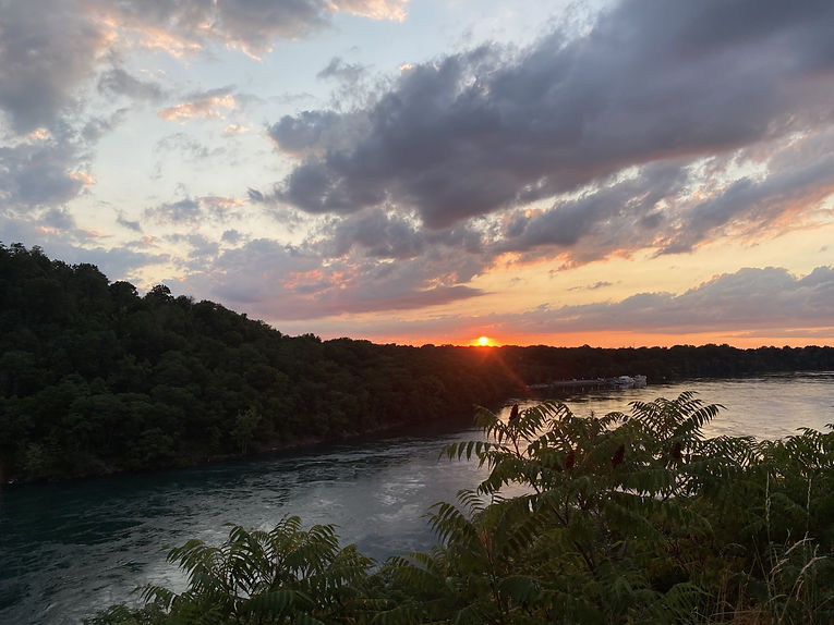 gorge1.jpg