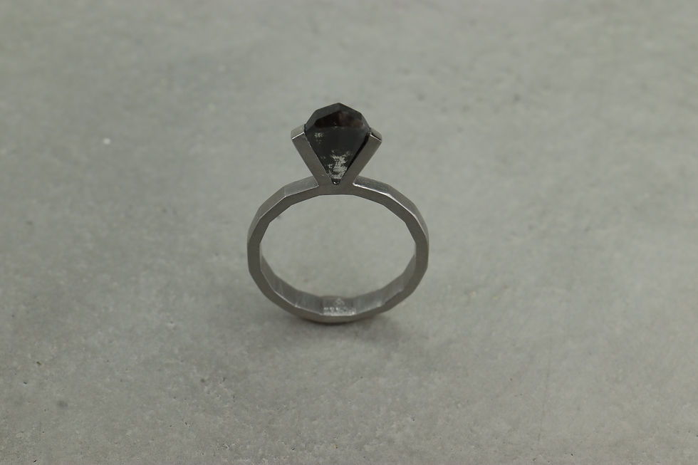 Miniaturbild: Ring I Kollektion Fächerschliff Diamant 