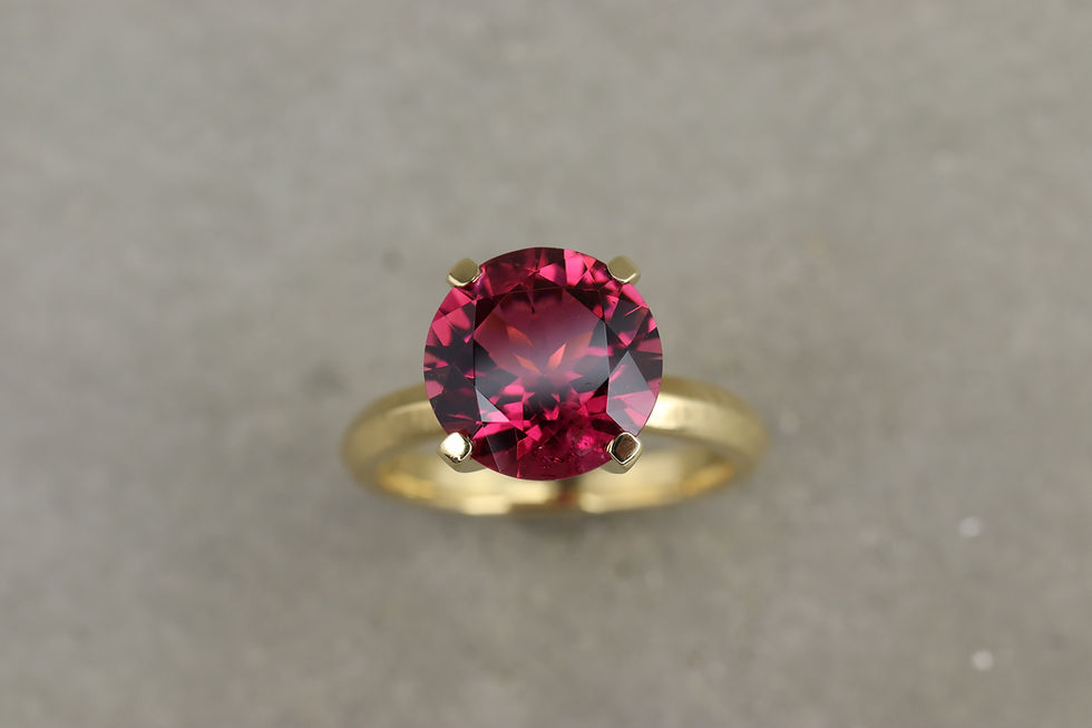 Ring I Split Turmalin rot