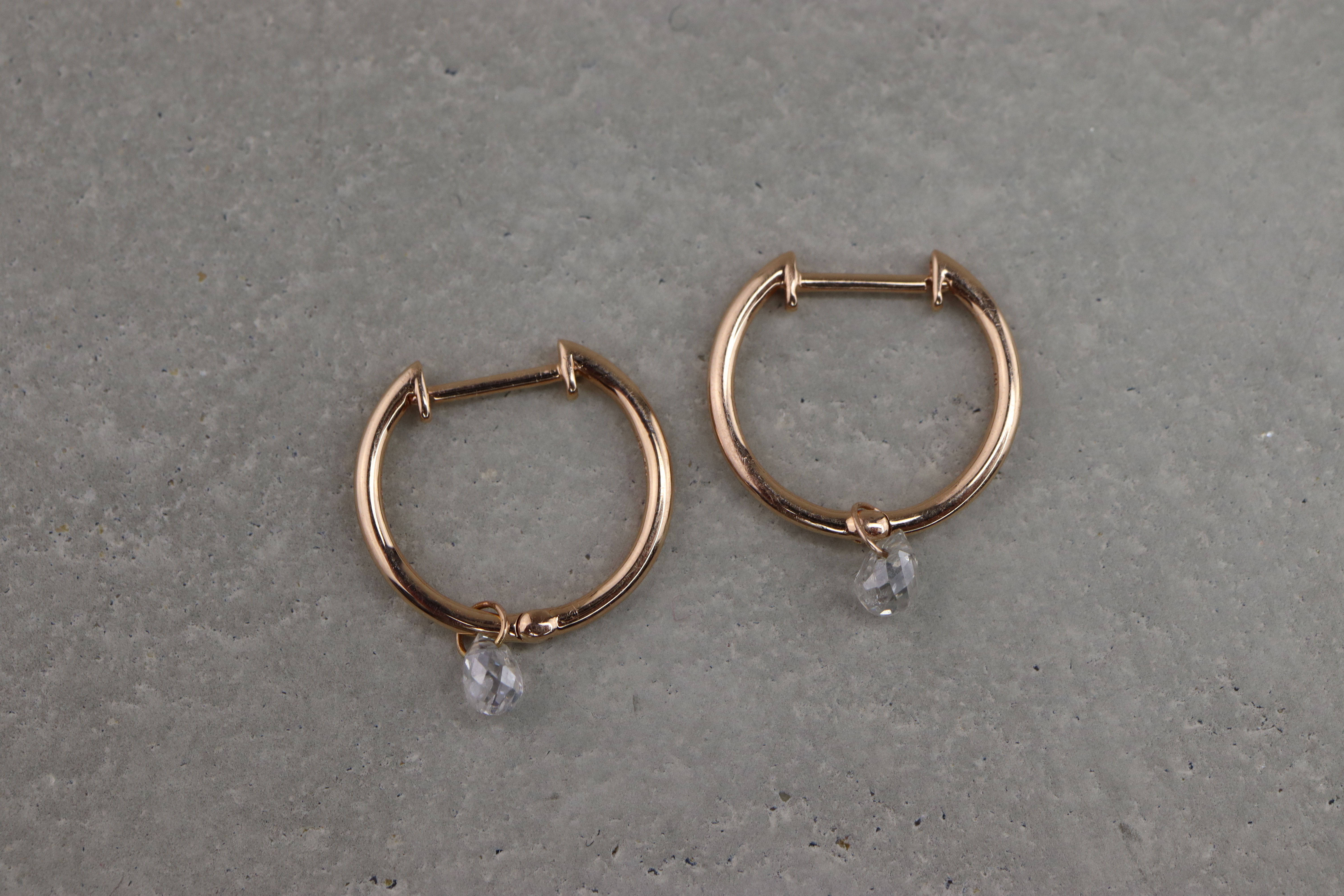 Ohrringe I Creolen I Flying Diamonds Roségold