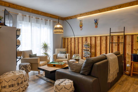 Lobby/living room
