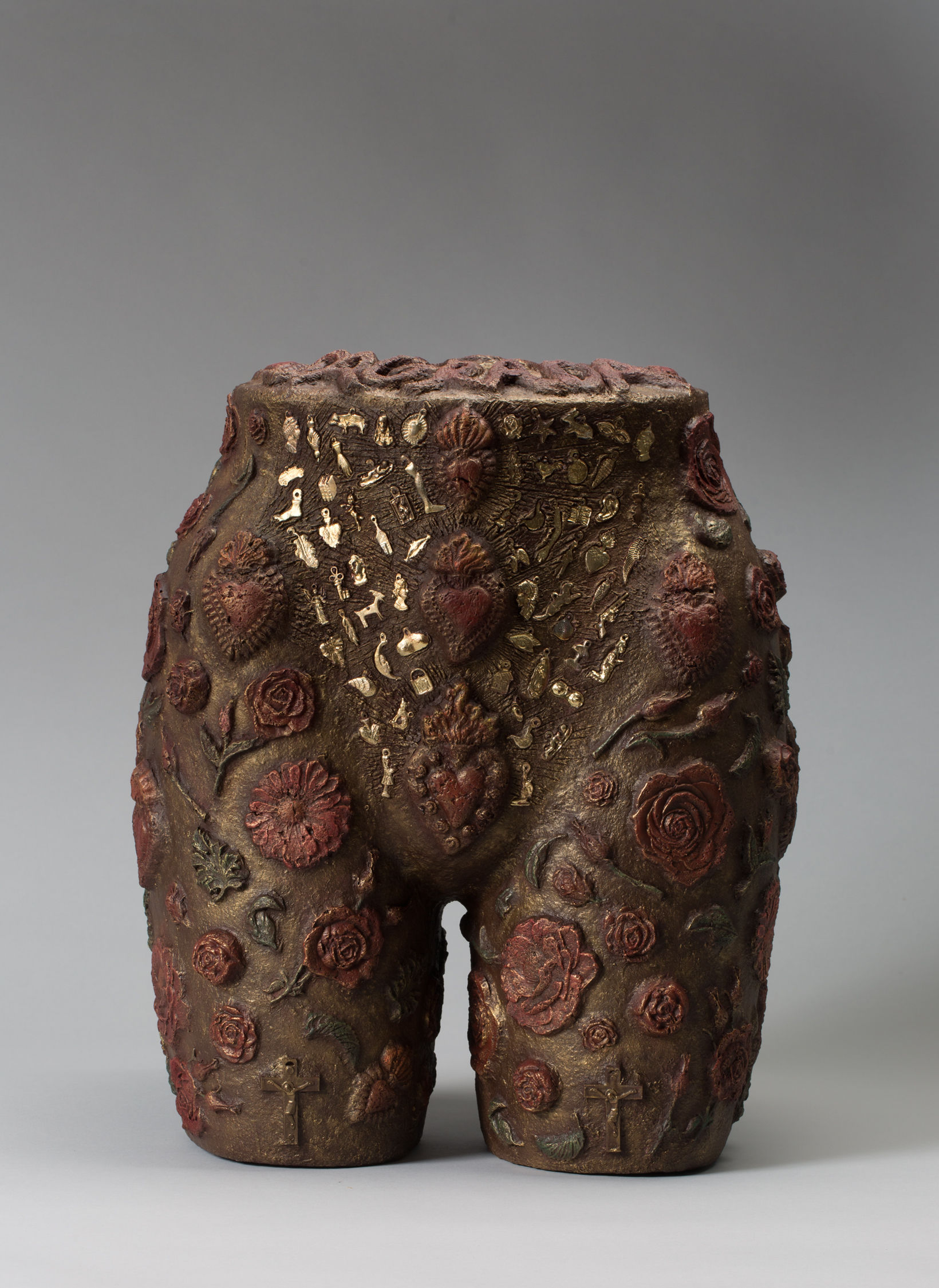 Escobar: Madre Sagrada