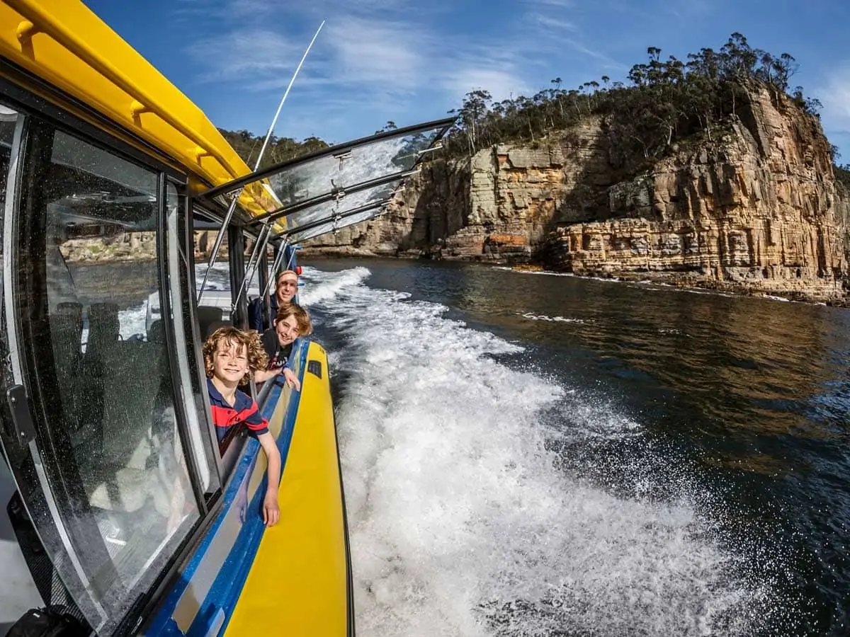 Hobart, what to visit in Australia, tours to Australia, guide to Australia