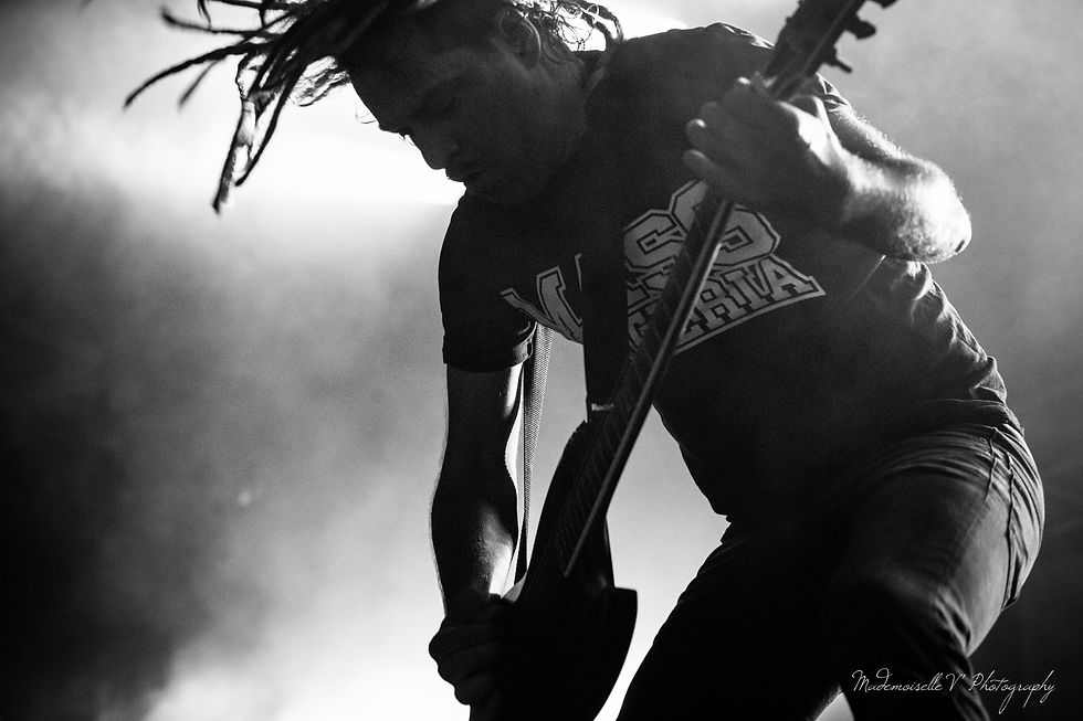 Mass Hysteria par Mademoiselle V' Photography