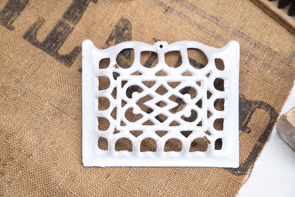 Thumbnail: French Soap Holder