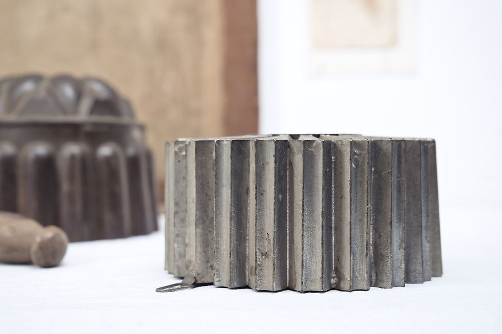 Thumbnail: Vintage Baking Mould A