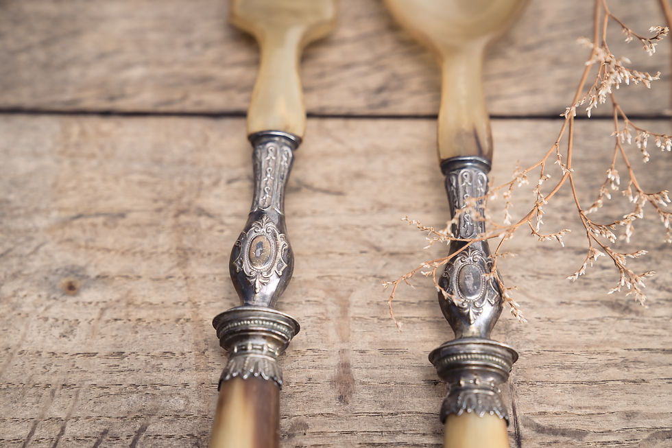 Thumbnail: Antique Serving Set