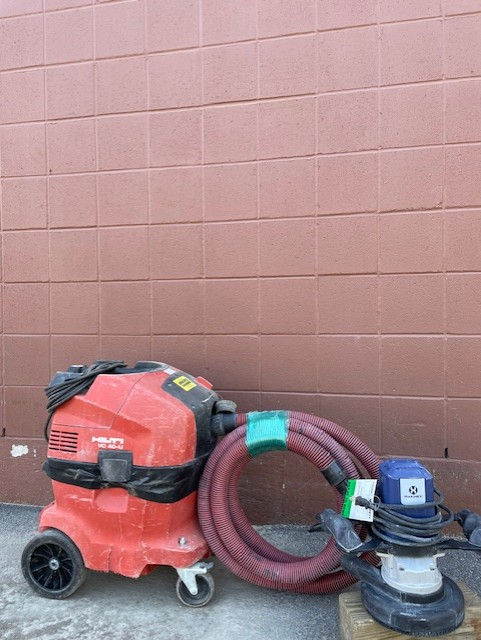 Thumbnail: Handheld Concrete Grinder