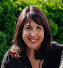 Suzanne J Lipshaw