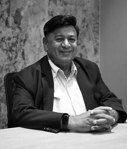 Mr. Ravinder kumar
Founder and Managing Director of Antica Ceramica
