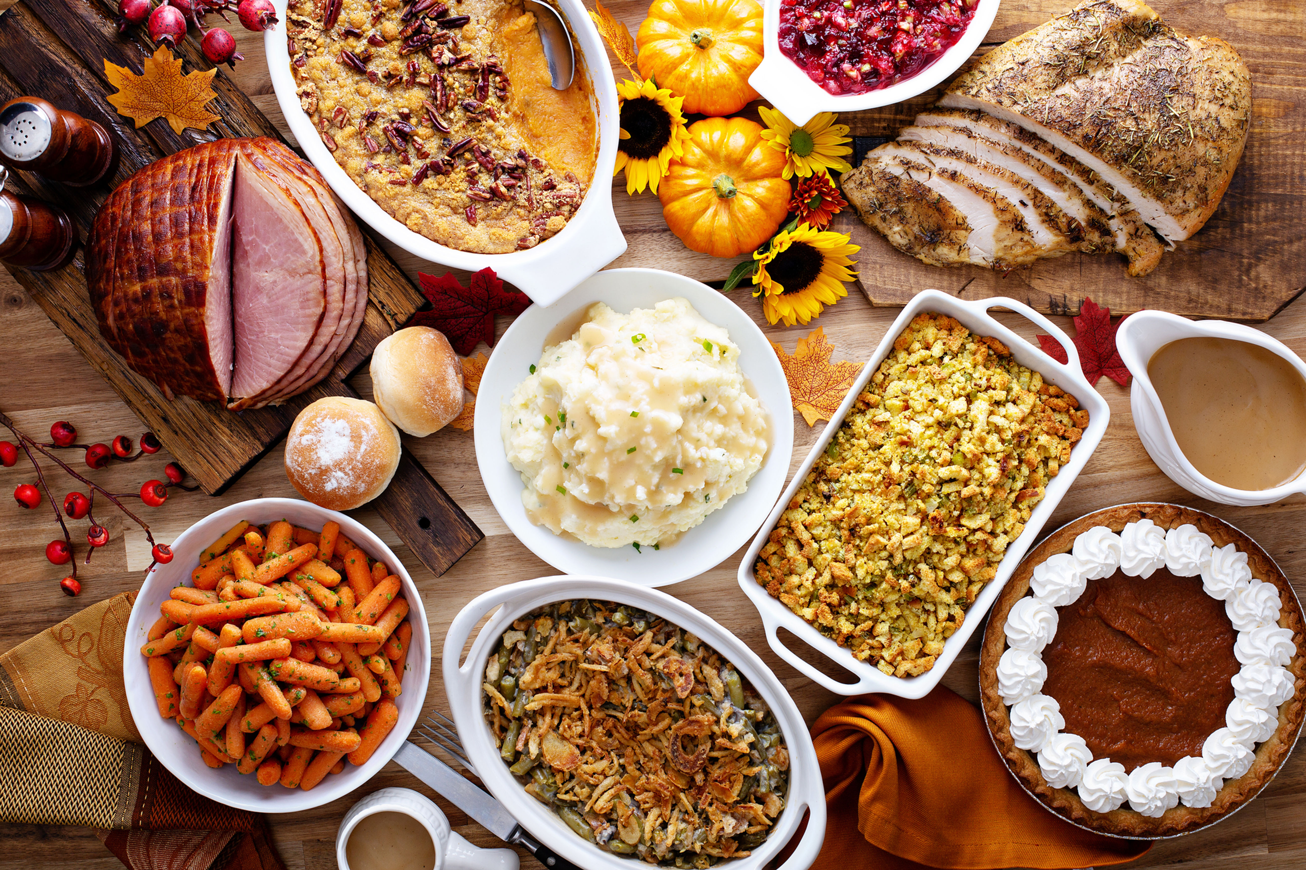 5 Holiday Sides (Serves 10-14) IN STORE PICK UP ONLY ON 4/4