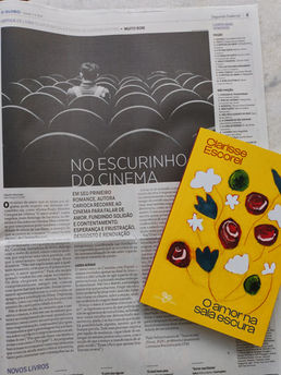 Resenha no jornal O Globo: "O amor na sala escura", de Clarisse Escorel