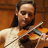 Marie_Traube_-_Konsi_Récital_2_edited.jp