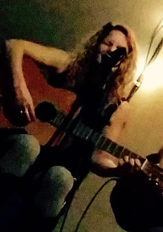 Rare footage with me and a guitar at a gig...