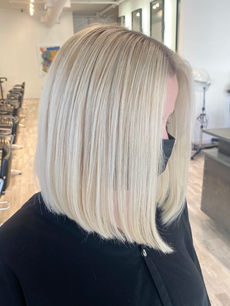 San Francisco Platinum Blonde / Bleach and tone