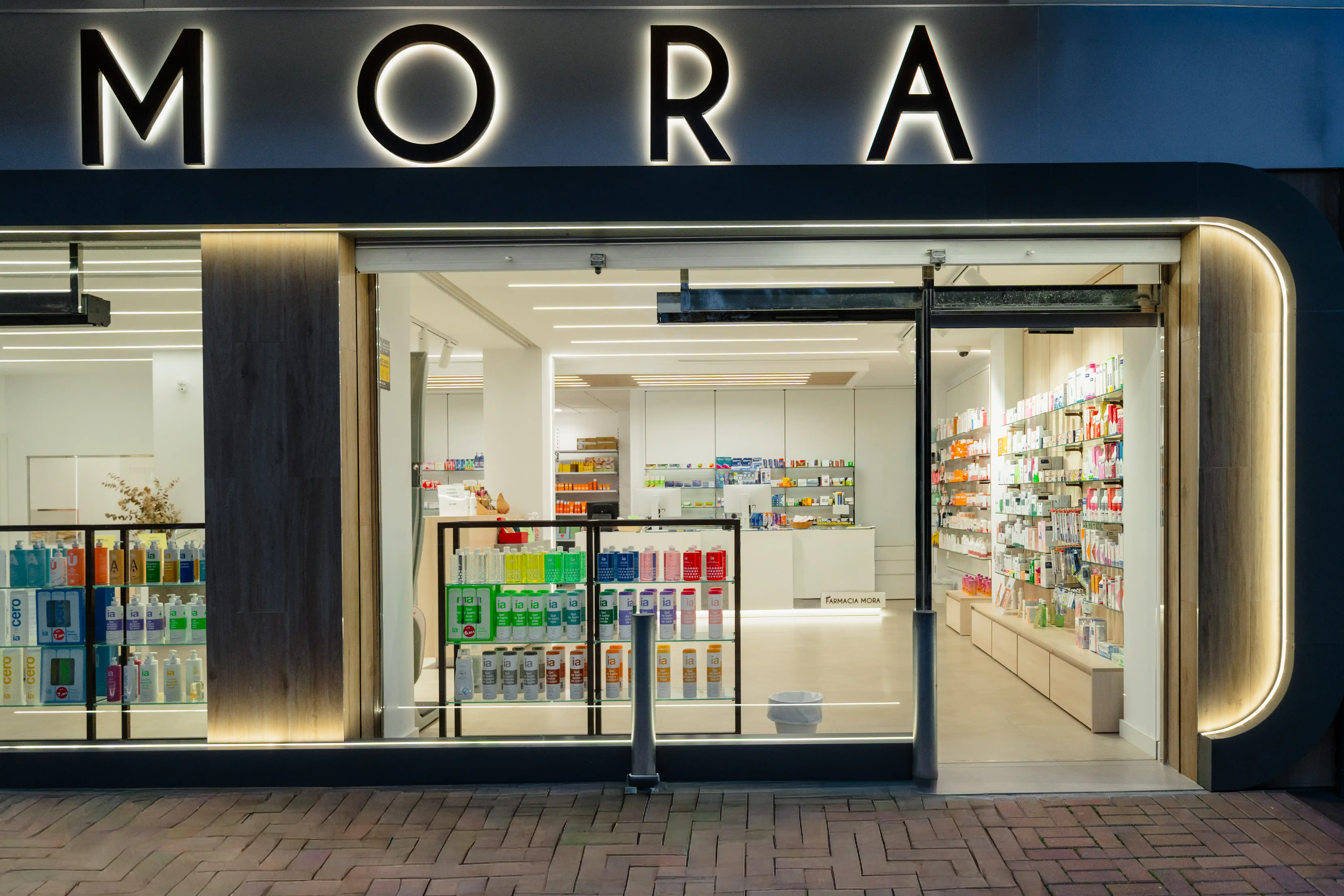 Gondola de farmacia
