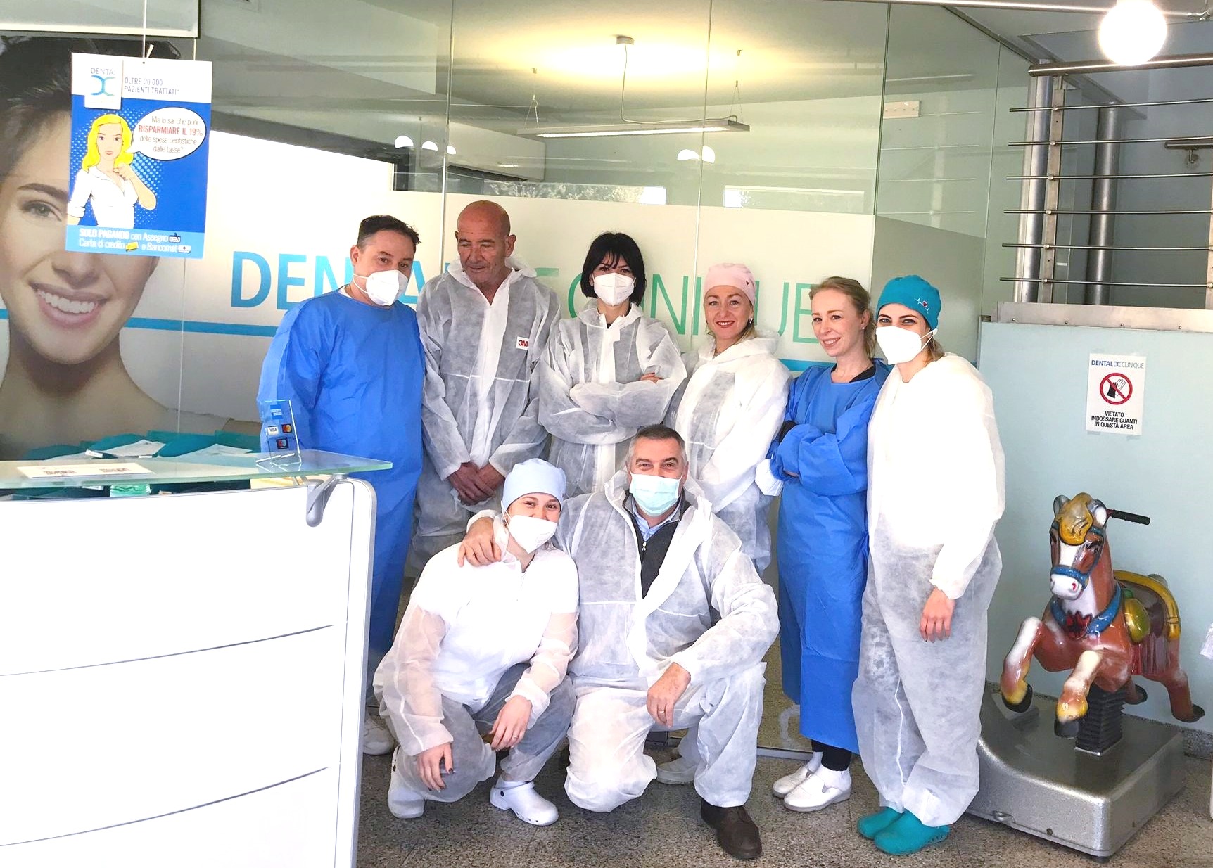 il team della Dental Clinique a Lucca_edited.jpg