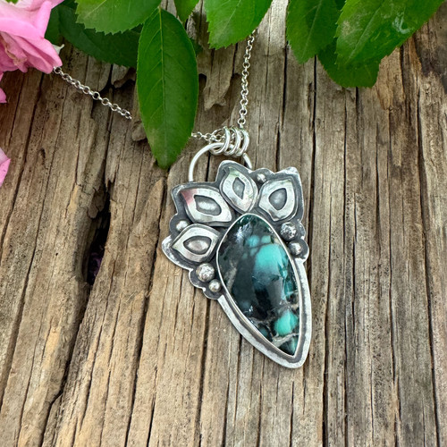 Black Pearl Variscite Pendant | DivaKami Jewelry Des