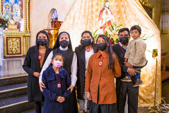 familia-alegre-consagracion-santidad